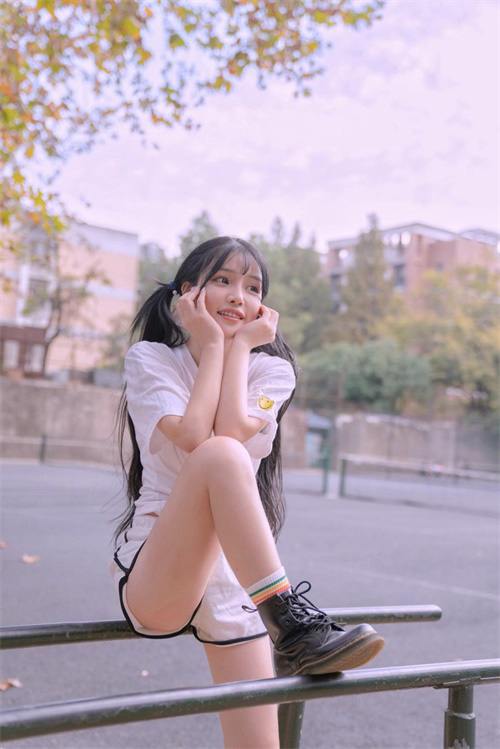 《红警OL》选美秀魅力_军事策略手游美女指挥官引风尚 图4 《红警OL》选美秀魅力_军事策略手游美女指挥官引风尚 图4